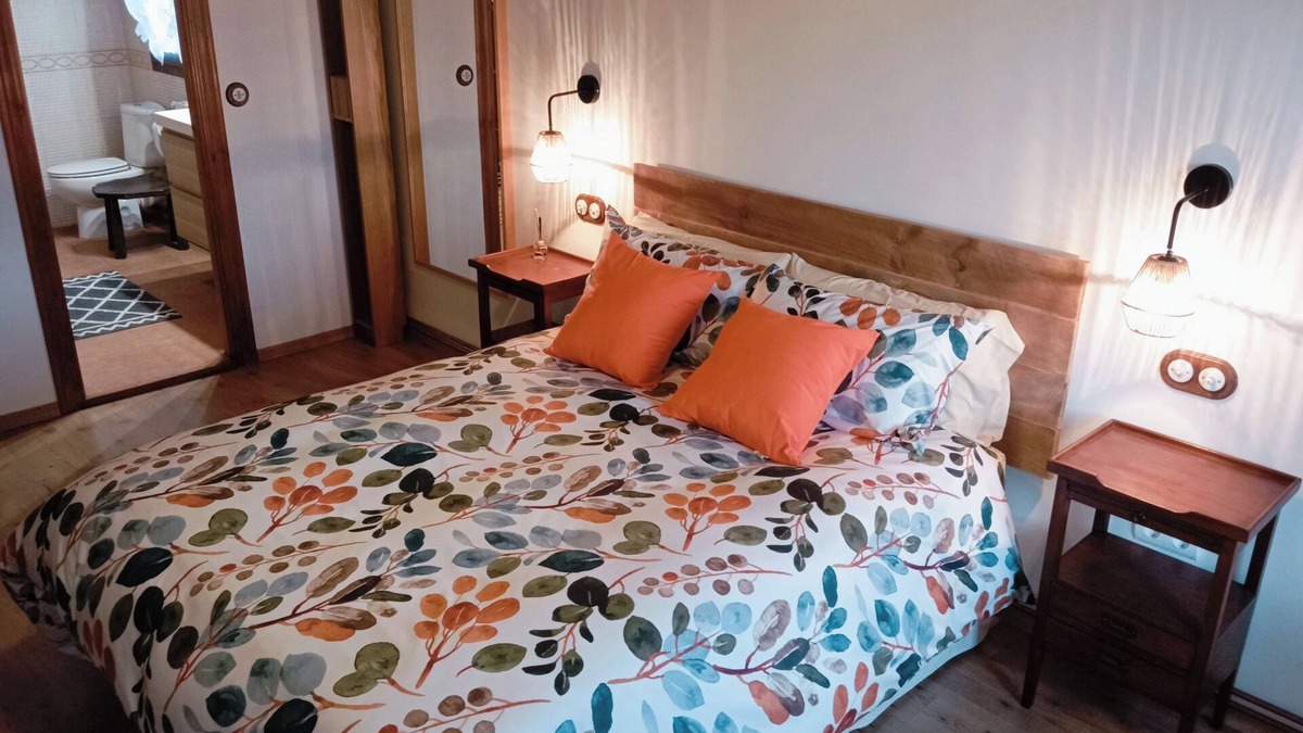 Enmedio House | The Requejo Royalty