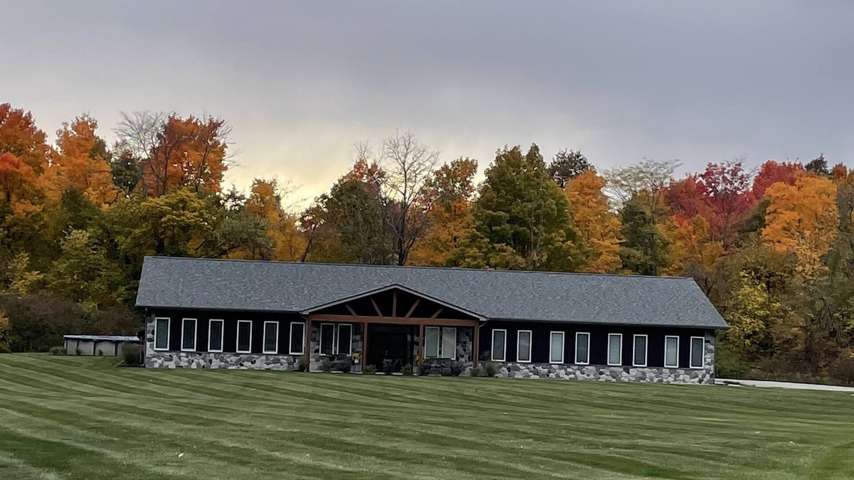Marion Apartment | The Resting Place Apt 1 Keep it simple at this peaceful & centrally located Apt