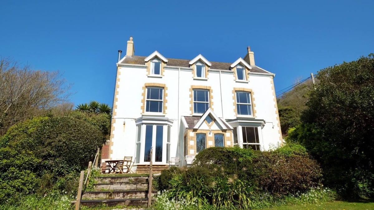 Horton House | The Retreat - 5 Bedroom House - Horton