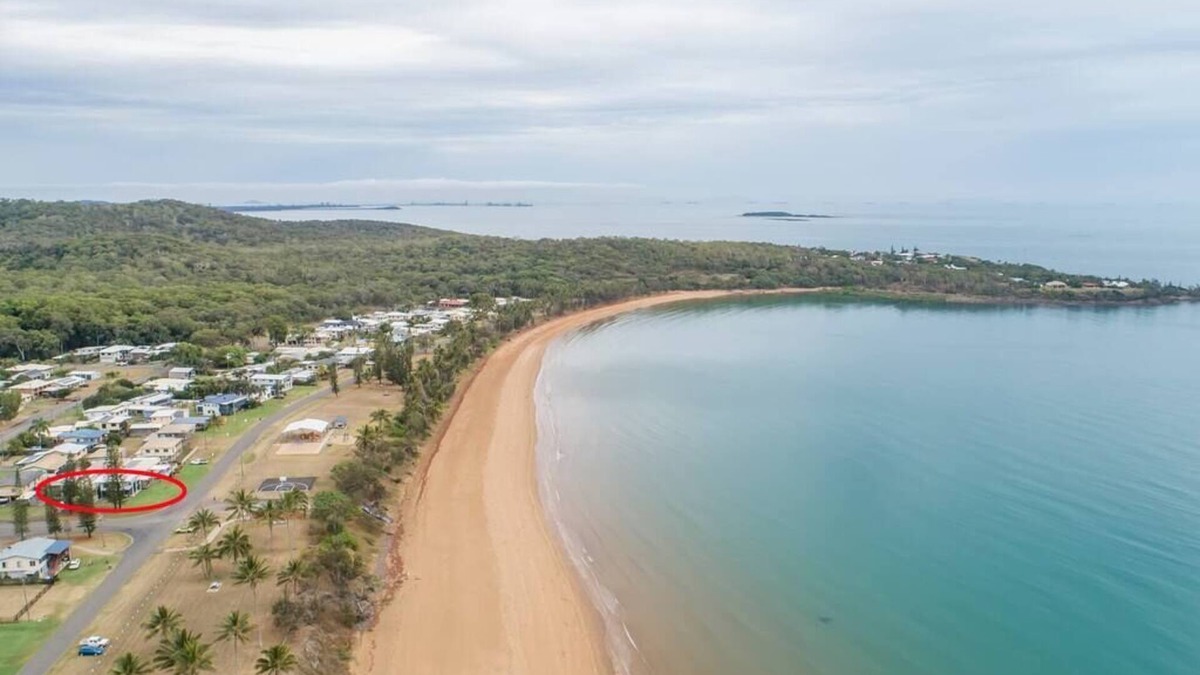 Grasstree Beach House | "The Retreat" Grasstree Beach Shacks