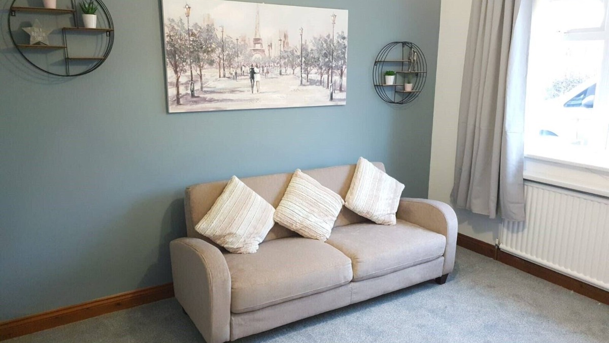 Barwell House | The Retreat, home from home!