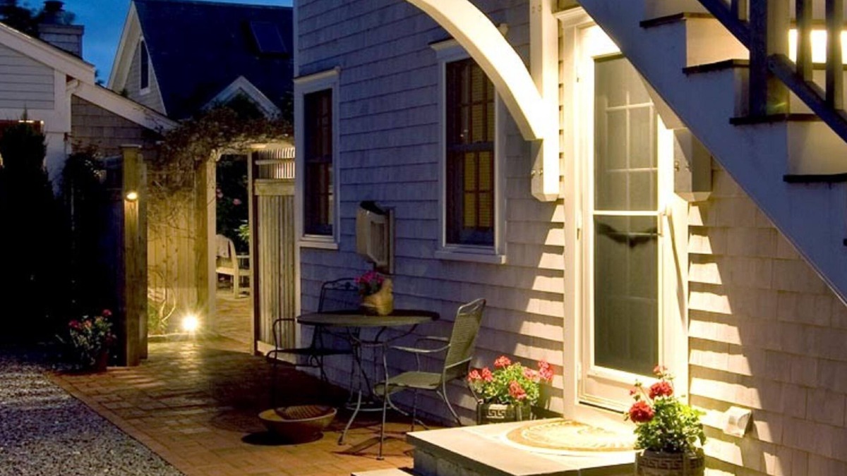 Provincetown Bed & Breakfast | The Revere Guest House