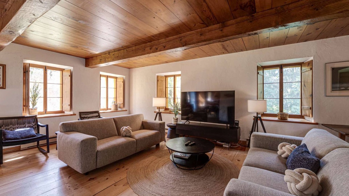 Saint Ferreol les Neiges Cottage | The Ricard House - 4 bedrooms for 12 people