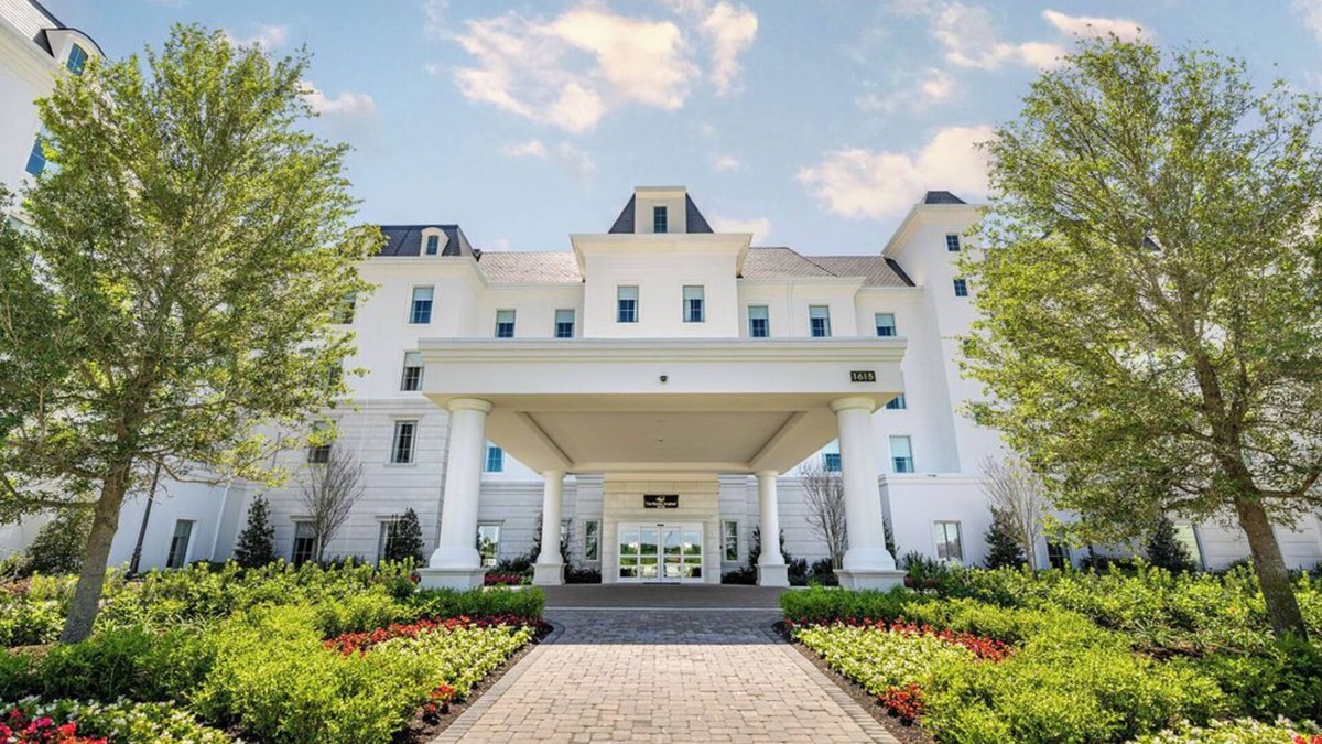 Fellowship Hotel | The Riding Academy Hotel