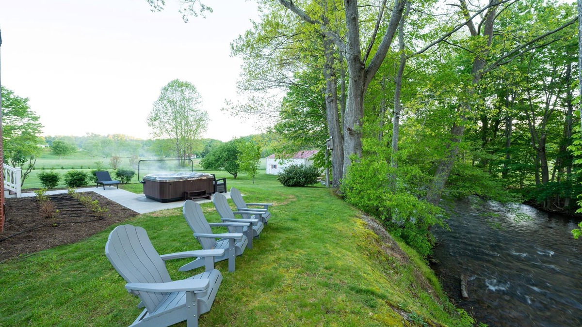 Marion House | The River House - a Sojourn in Serenity.