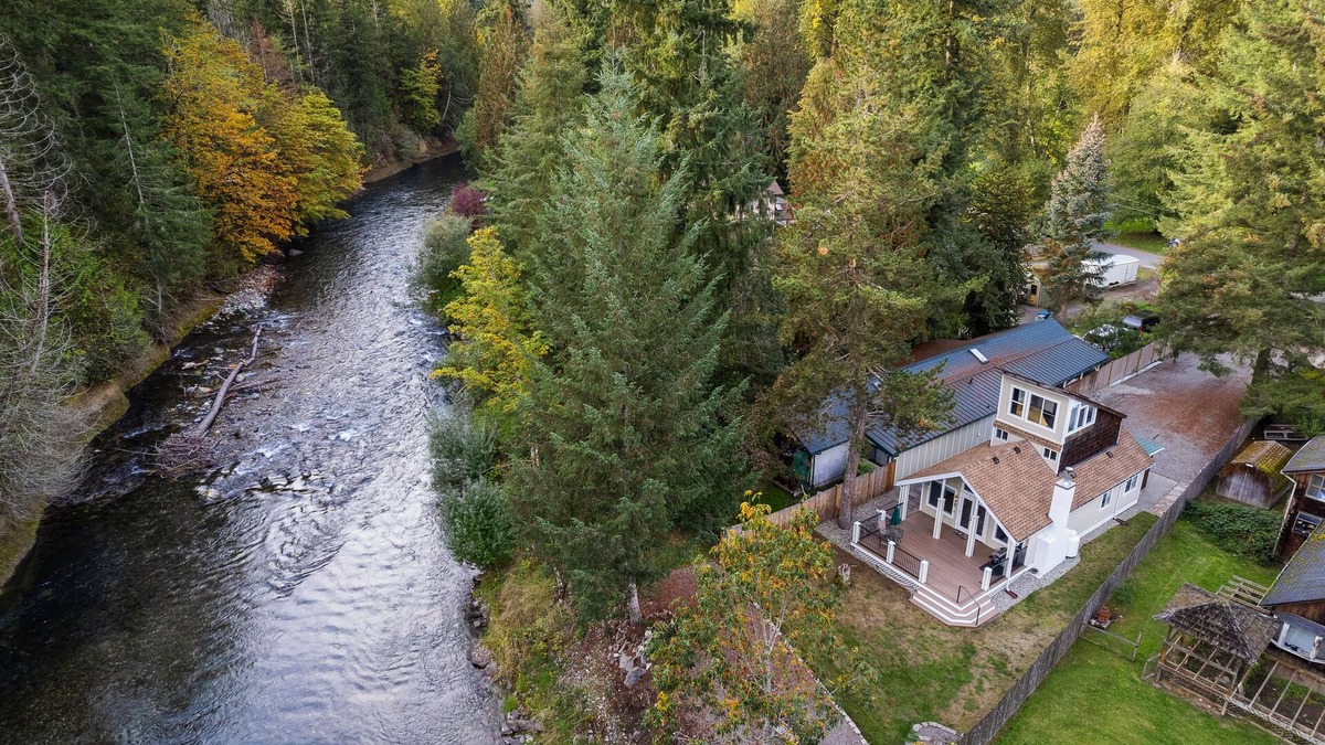 Hobart House | The River House ~ Maple Valley