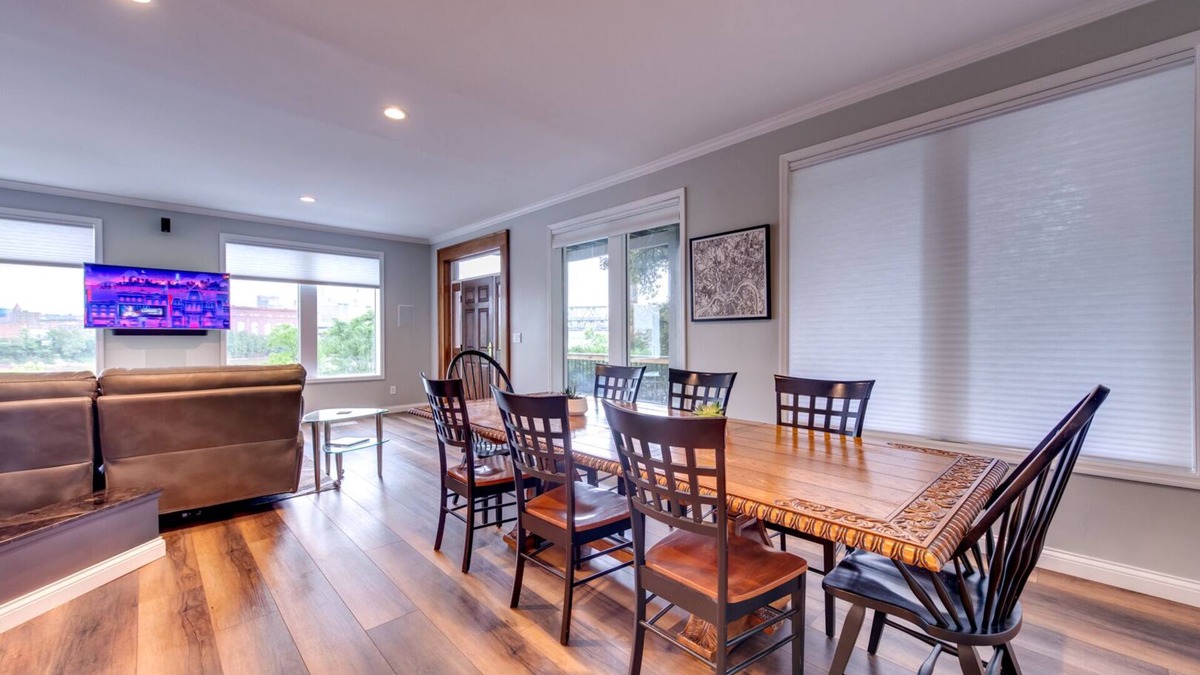 Covington House | The RiverHaus: Skyline Views, 5mins to DT Cincy