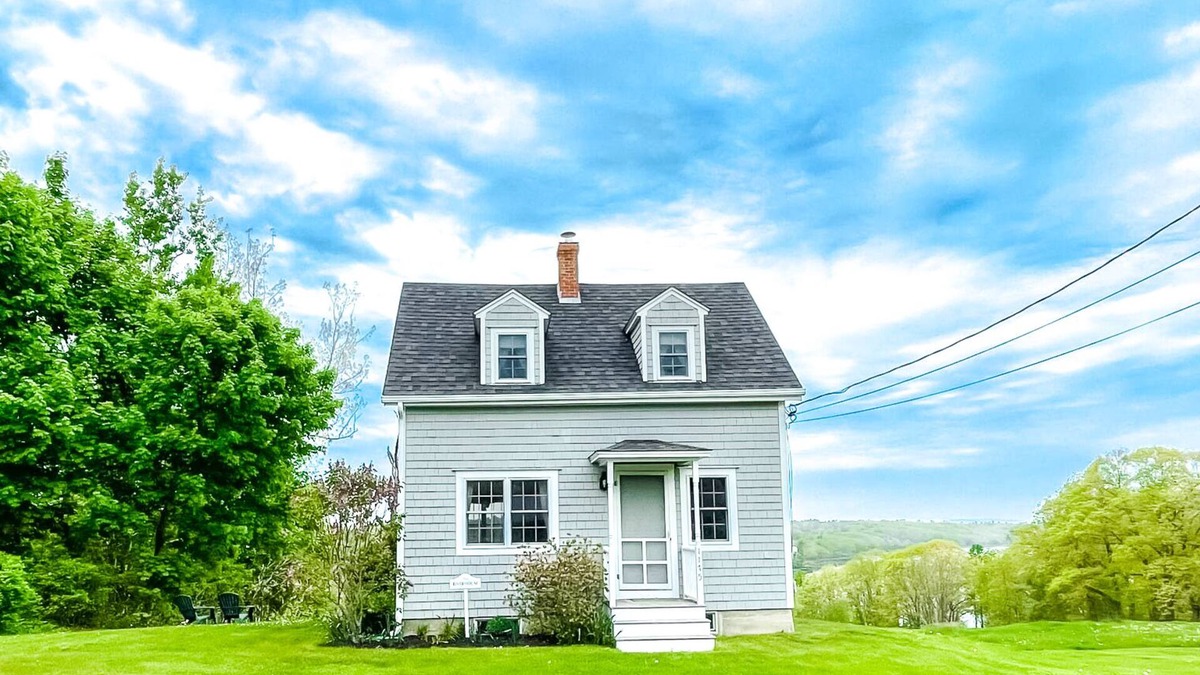 Orland Cottage | The Riverhouse in Orland, ME
