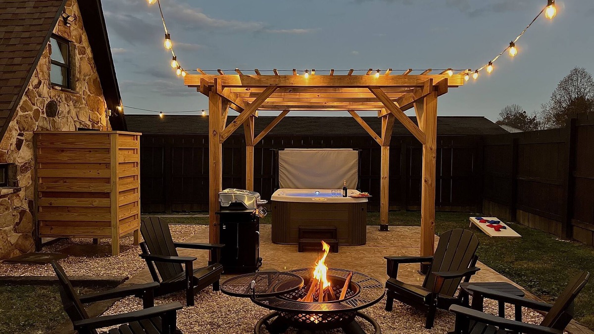 Wartburg Cabin | The Rock A-Frame - Modern, Private Patio, Location