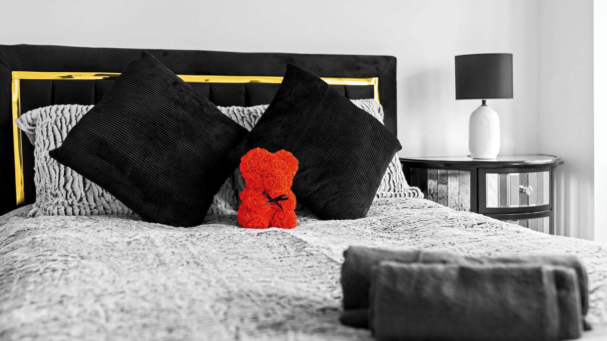 Olton House | The Rock, Solihull Retreat Birmingham Airport