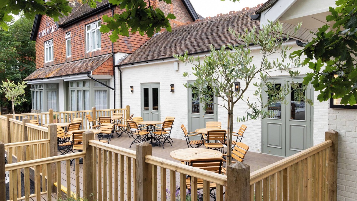 Emsworth Hotel | The Ropemaker