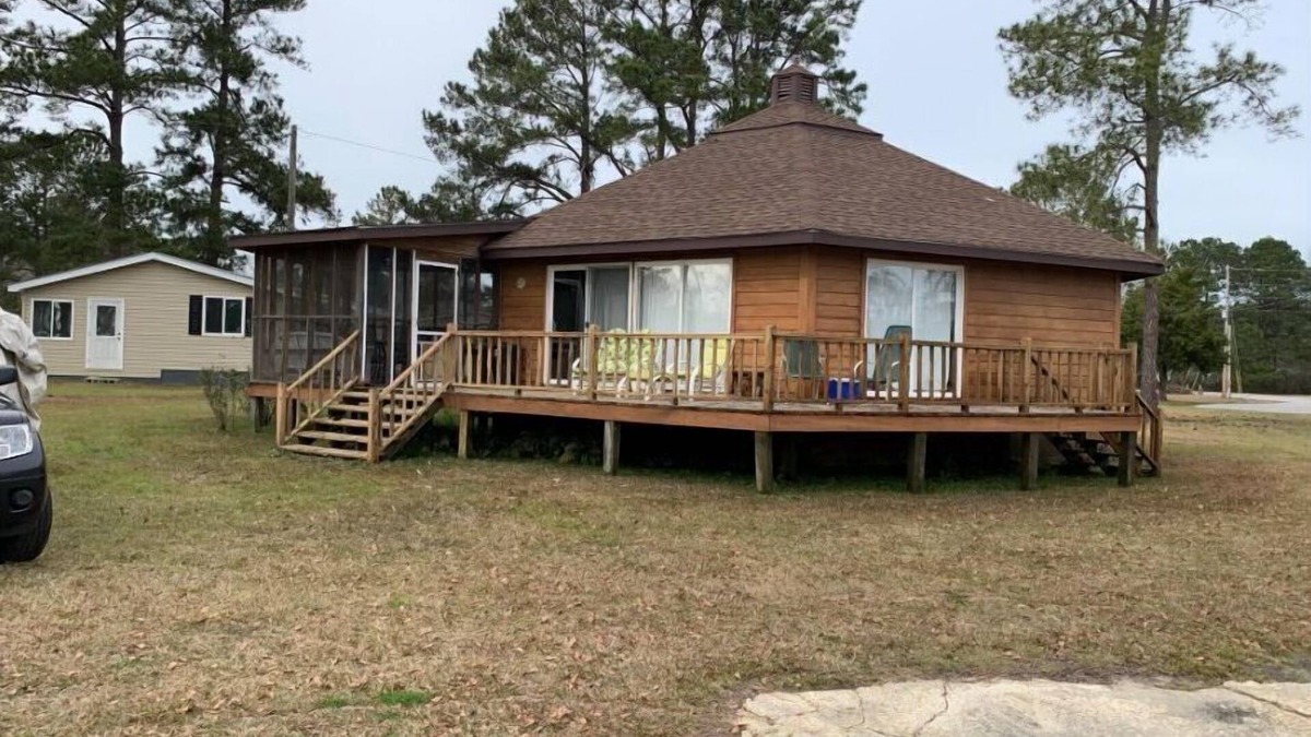 Summerton Cabin | The Round House on Potato Creek at 1256 Quackenbush Road