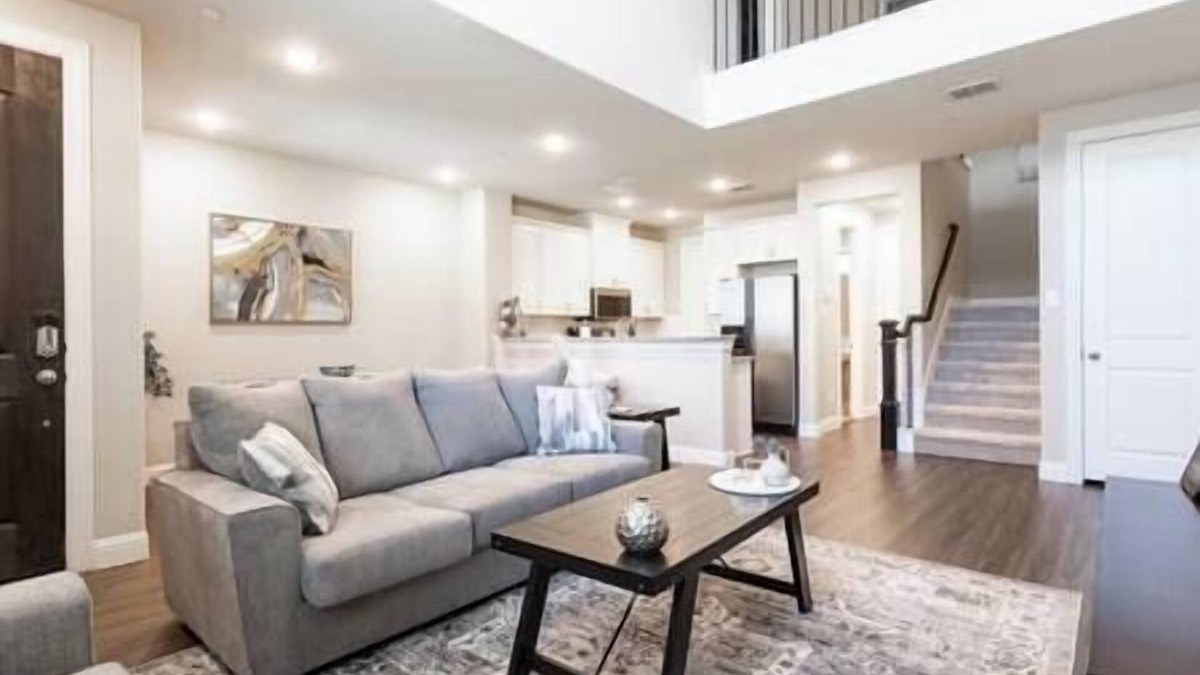 McKinney House | The Rowhouse: Gym/Mancave 2/2.5/2