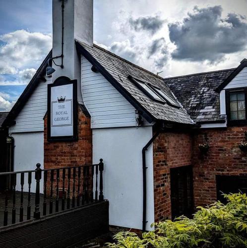 Cottingham Bed & Breakfast | The Royal George