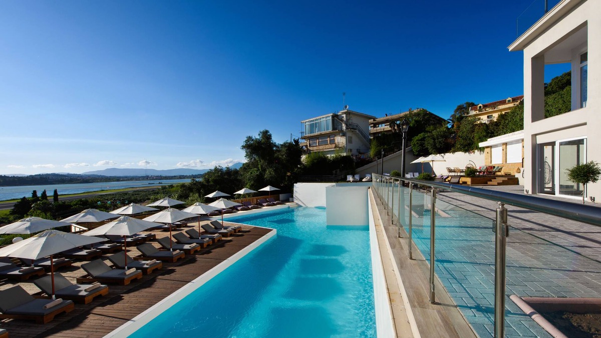 Kanoni Hotel | The Royal Hotel