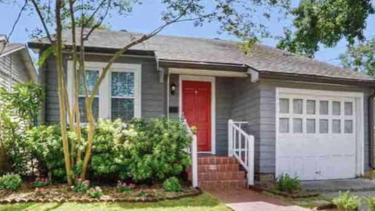 Beauregard Town Historic District Cottage | The Royal of Beauregard