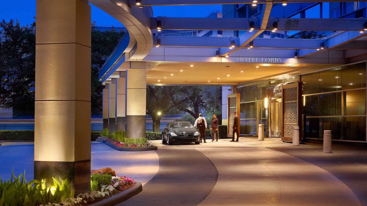 Uptown Hotel | The Royal Sonesta Houston Galleria