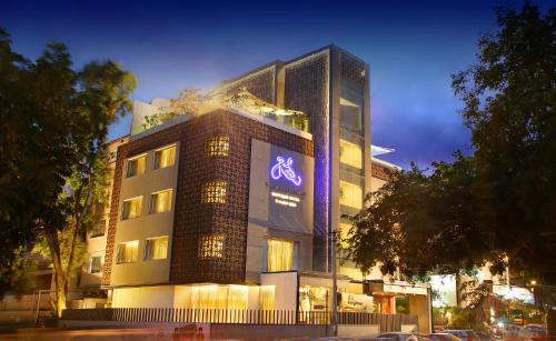 Gandhi Nagar Hotel | The Royale Senate Race Course, Bangalore