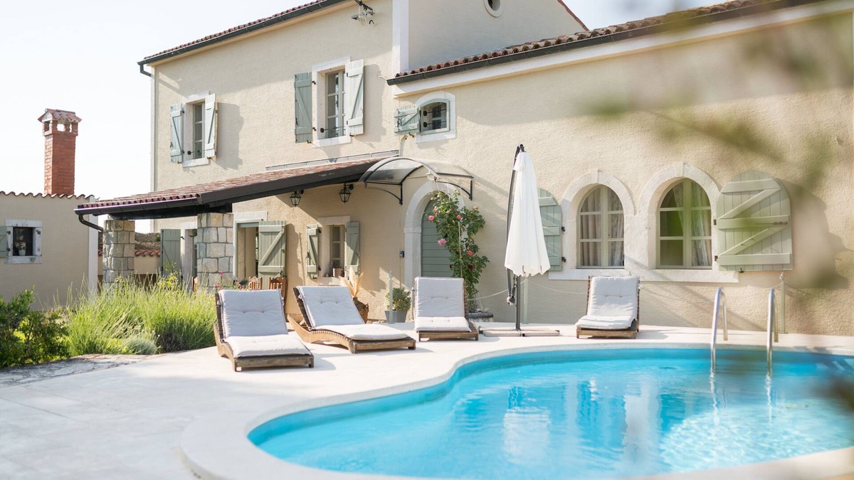 Flengi Villa | The rustic villa Allure in Istria with private pool