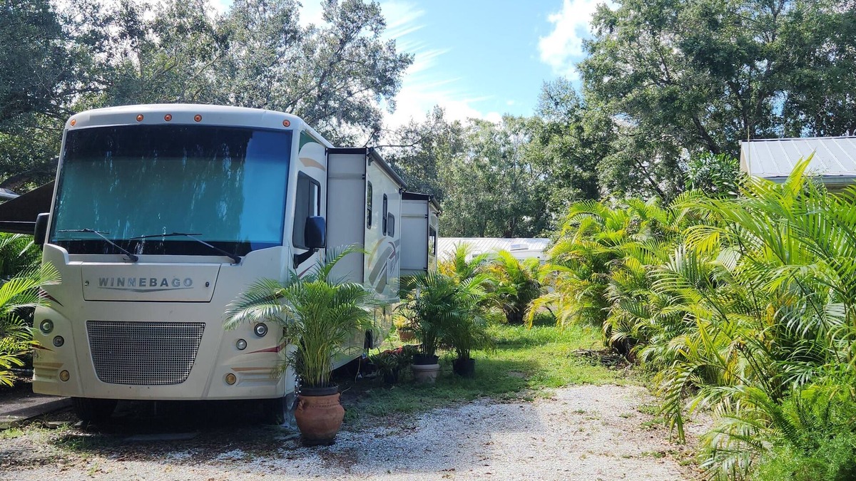 Parrish House | The RV Experience Bradenton/Parrish/Lakewood Ranch