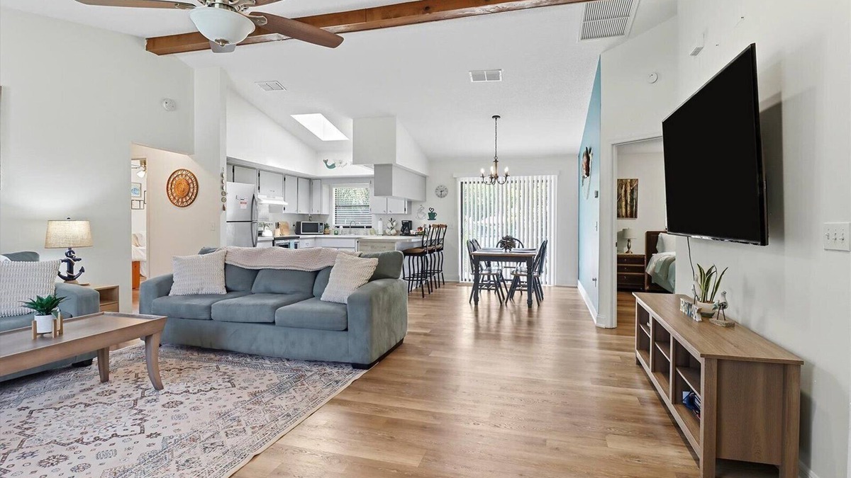 Crystal River House | The Sailor's Nook