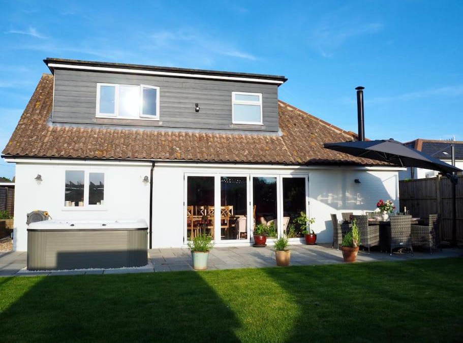 East Wittering House | The Sails