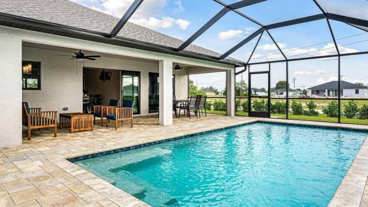 Mariner Villa | The Salty Cape -Newly Constructed Private Pool Home