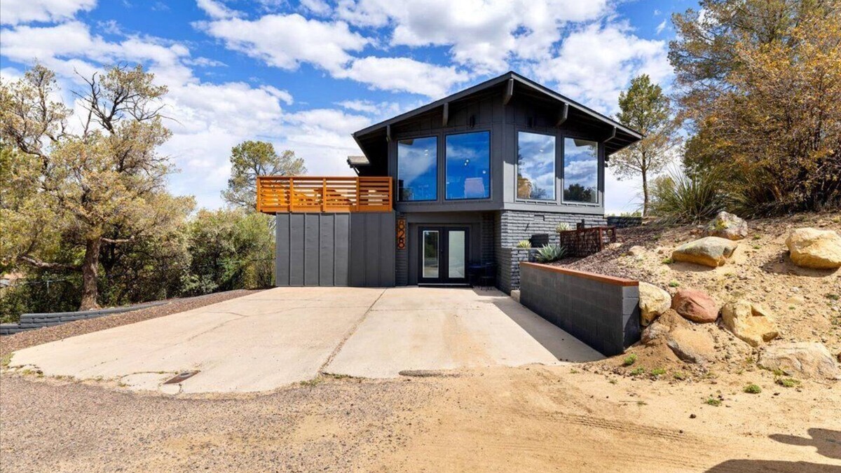 Prescott Heights House | The Sanctuary at Prescott Heights |Majestic Views |Luxe Prescott Sanctuary |Golf