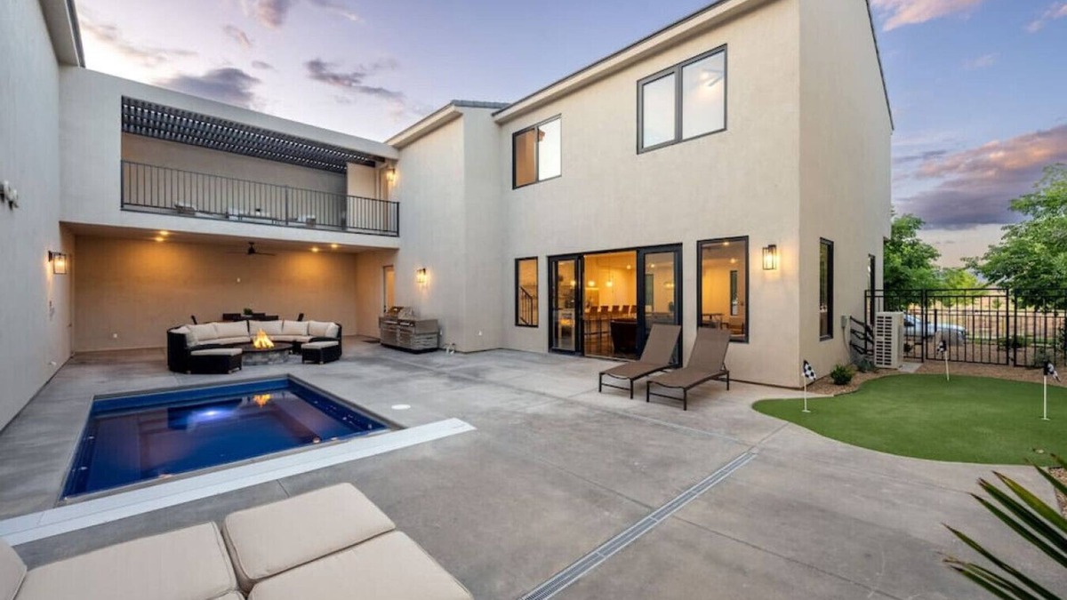 Hurricane House | The Sanctuary where we have the space to relax & enjoy! Private pool, Outdoor space