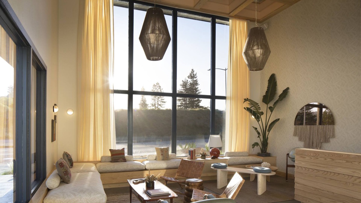 Santa Rosa Hotel | The Sandman Santa Rosa Sonoma, an Ascend Collection Hotel