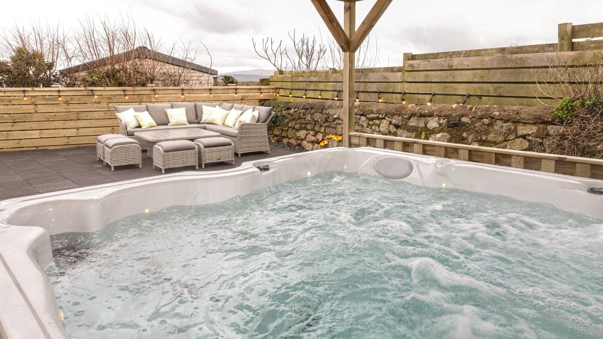 Benllech Cottage | The Sandy Bee