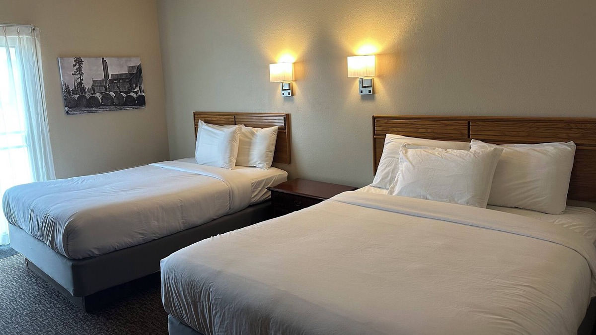 Houston County Hotel | The Sawmill Inn