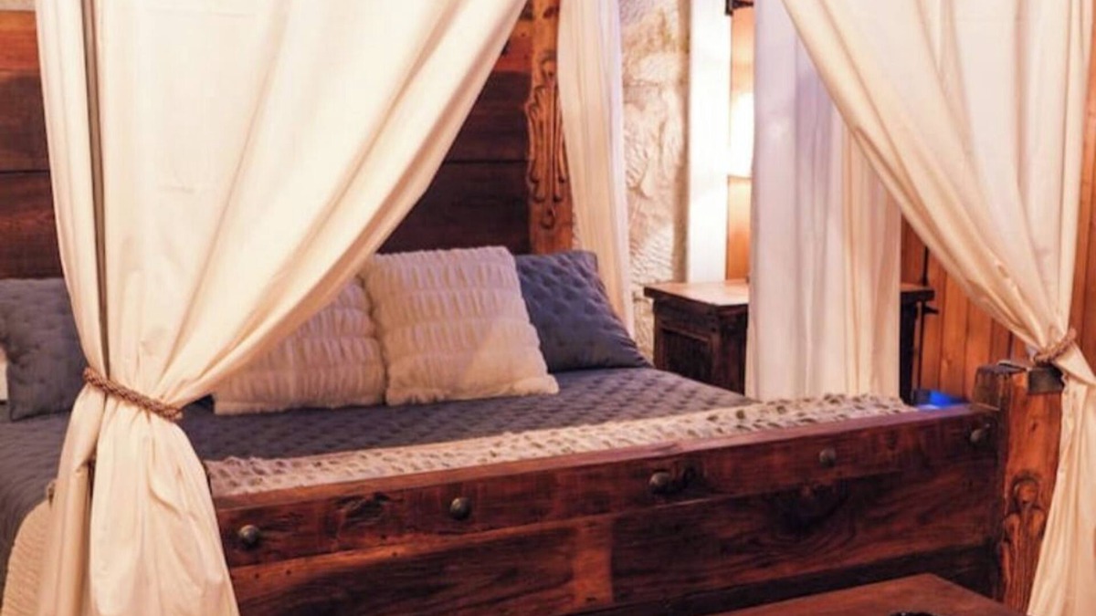 North Powder Apartment | The Scandinavian West Hall—Near Anthony Lakes!