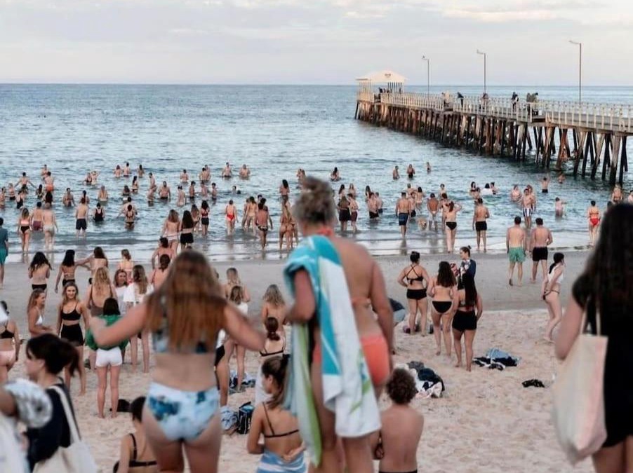 Henley Beach Apartment | The Sea Haven 200m to Henley Beach