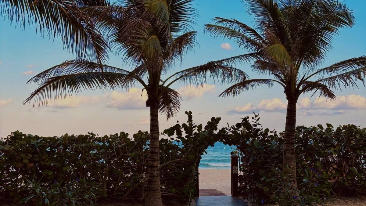 East Fort Lauderdale Hotel | The Sea Lord Hotel & Suites (Adults Only)