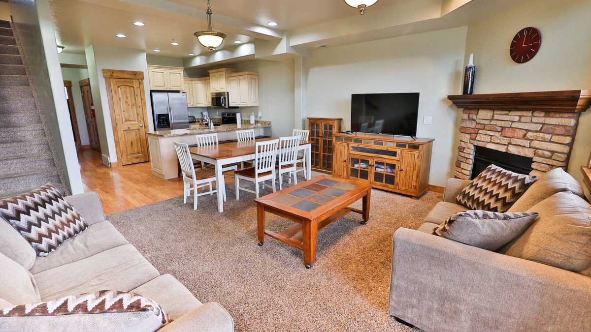Garden City House | The Seasons - Bridger (Unit D). Beautifully Arranged 2 Bedroom 2 Bathroom Condo in Bear Lake, Utah!