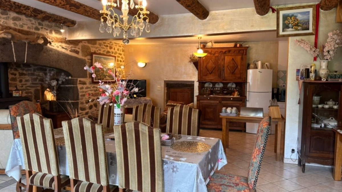 Saint-Mary-le-Plain House | The Seguin mansion