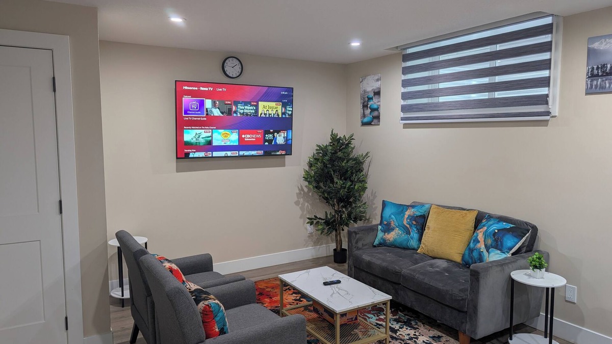 Northeast Edmonton House | The Serene: 2-bedroom private basement suite