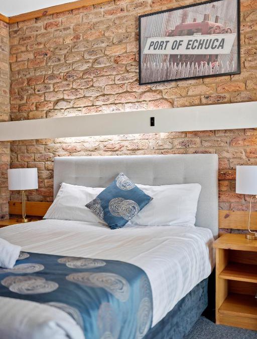 Echuca Hotel | The Settlement Historic Hotel