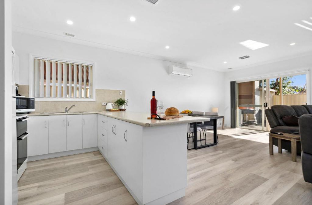 Renmark Apartment | The Shamrock House A