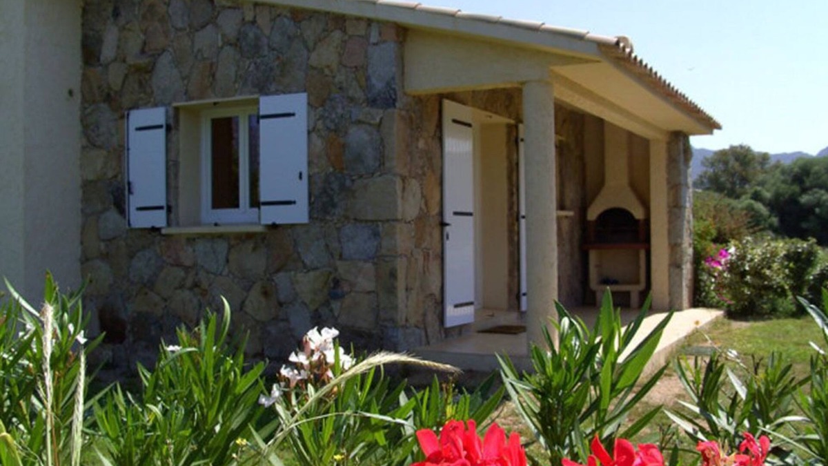 Figari House | The sheepfolds of Ogliastrello in the far south of Corsica