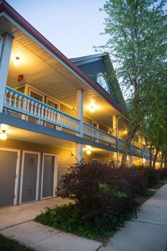 Shelbyville Hotel | The Shelby Inn