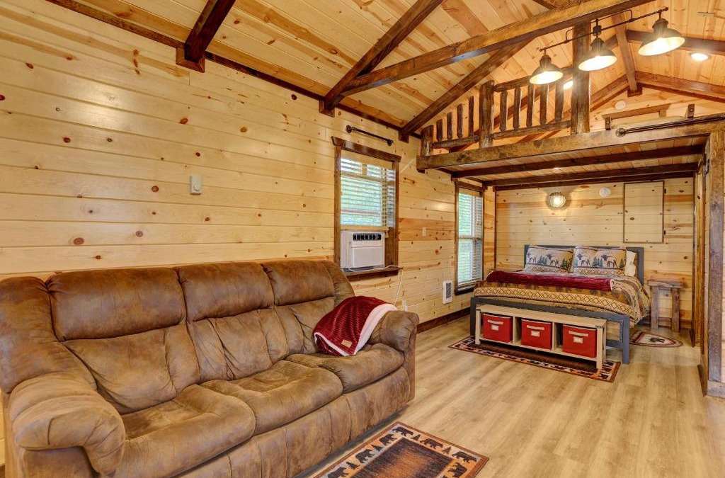 Dayton Villa | The Shire Valley Cottage & Cabin Ranch Retreat