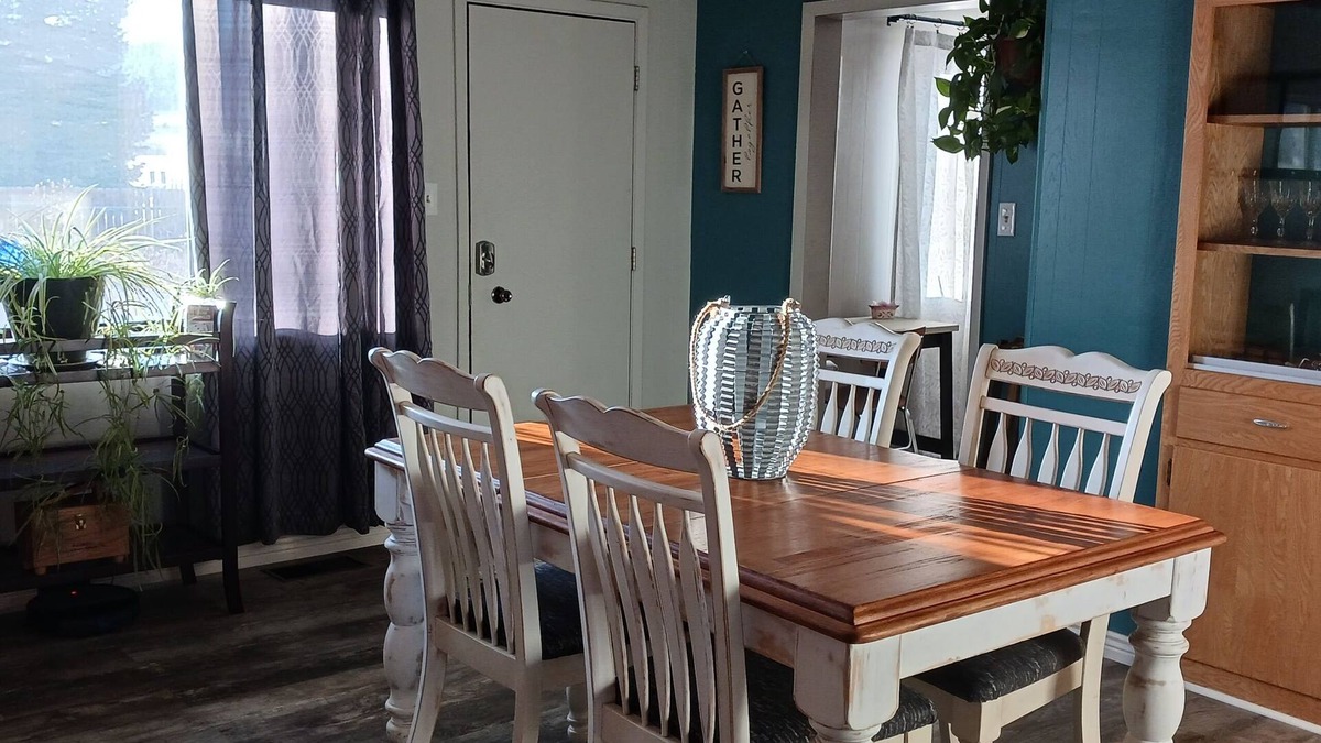 East Ely House | The Shopkeeper's Inn. nUnique property with history, In the heart of Ely, Nv.