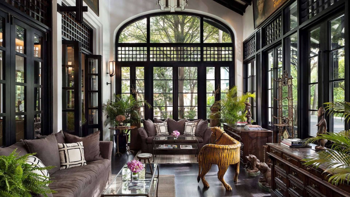 Wachira Phayaban Hotel | The Siam