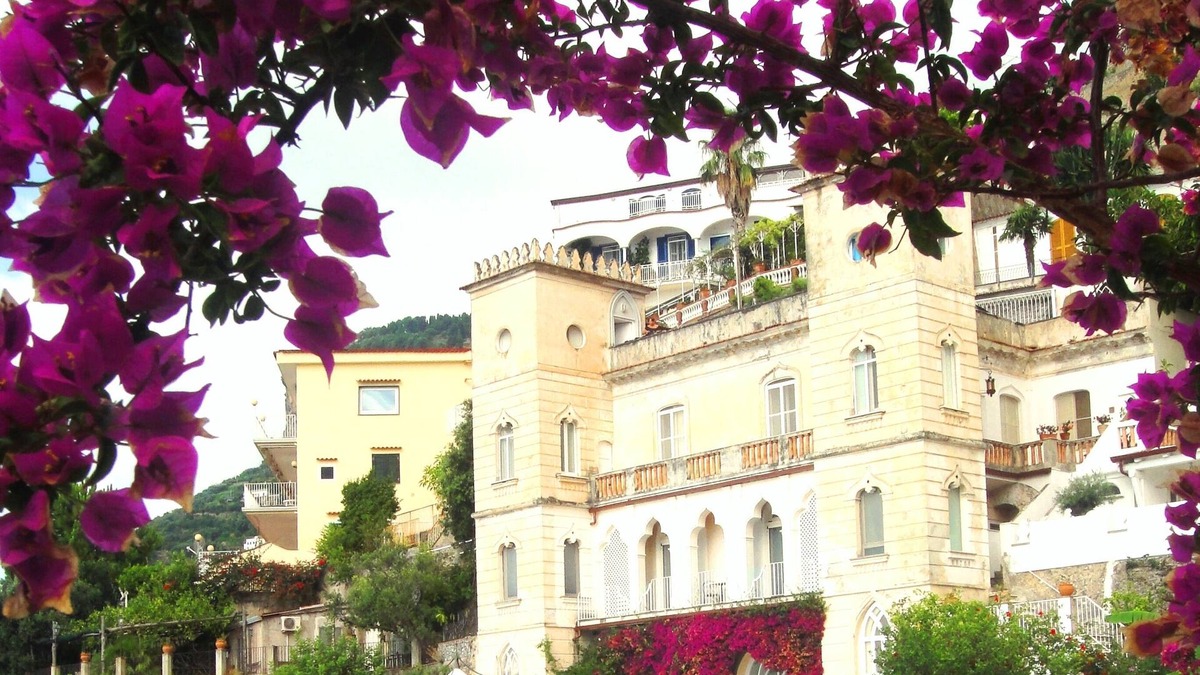 San Cosma Villa | The small castle of the Moors II°, private access to sea, lift, parking