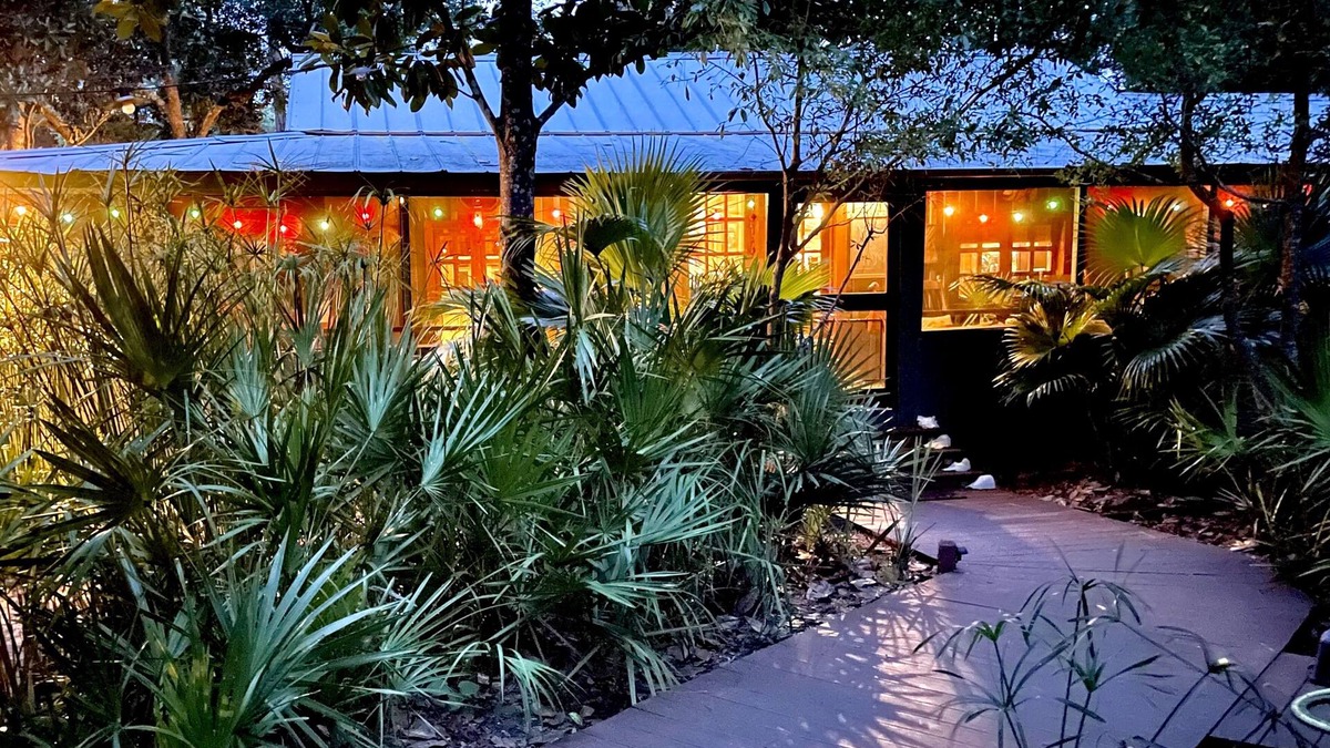Grayton Beach Cottage | The Smith House - Updated Historic Charm