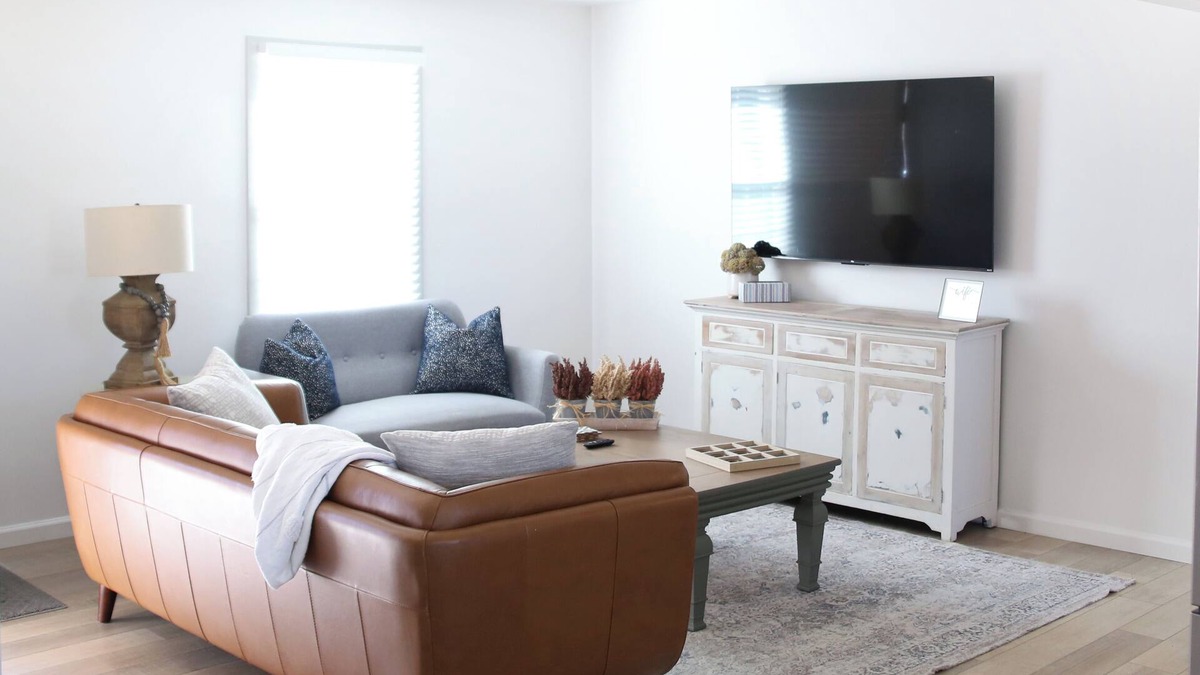Spring Hill House | The Soar House/Family Space/Clean/New 3bd/2ba in peaceful Spring Hill