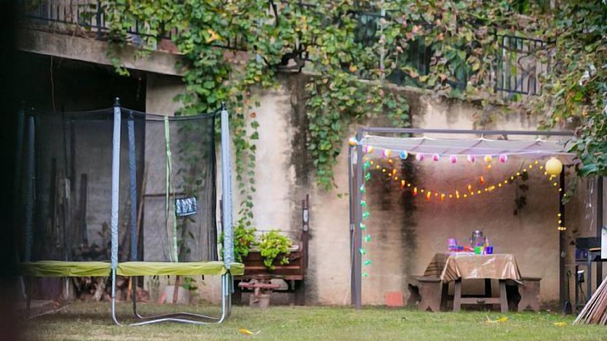 Arbucies Cottage | the sound of the water reaches every corner, along with the song of the birds