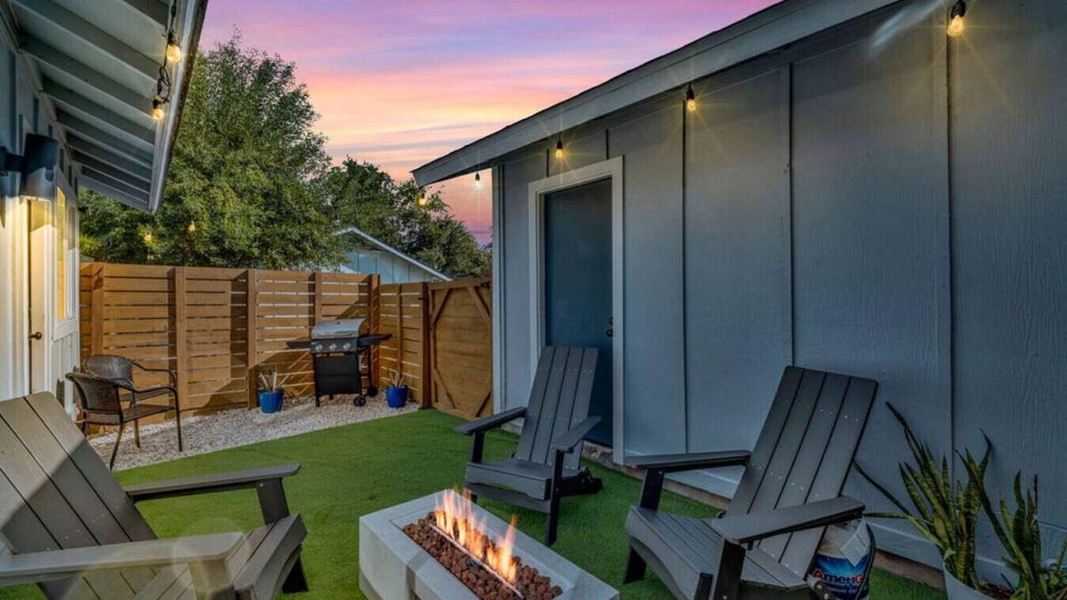 Sweetbriar Apartment | The Spicy Margarita | Brand New!